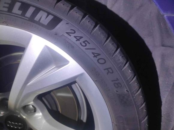 [苏州·苏E] 二手奥迪奥迪A4L2020款 40 TFSI quattro 豪华致雅型