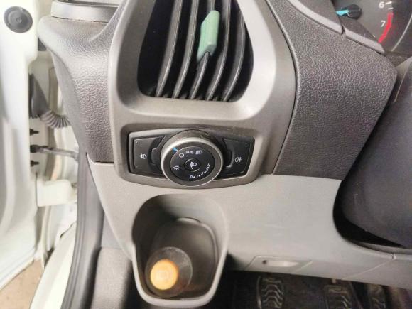 [广州·粤B] 二手福特全顺2017款 2.0T汽油多功能商用车短轴低顶国V