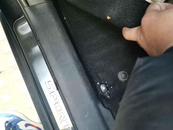 [青岛·鲁B] 二手起亚狮跑2013款 2.0L 自动两驱版GLS