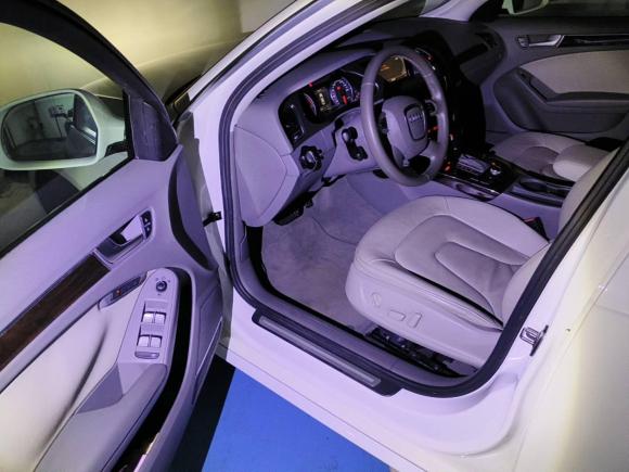 [深圳·粤B] 二手奥迪奥迪A4L2011款 2.0 TFSI 技术型