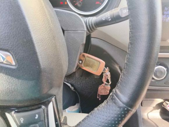 [青岛·鲁U] 二手五菱汽车五菱宏光2018款 1.5L S标准型L2B