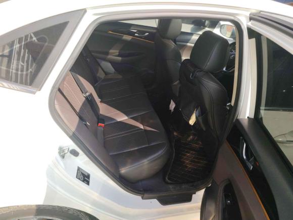 [上海·苏M] 二手长安逸动DT2018款 1.6L 自动智享型