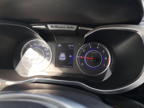 [无锡·皖B] 二手中华中华V32016款 1.5L 手动智能型