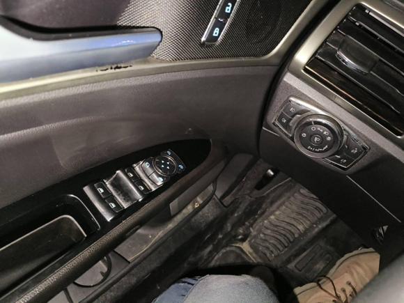 [无锡·苏B] 二手福特蒙迪欧2013款 2.0L GTDi200时尚型