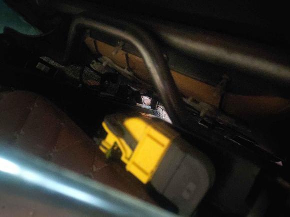 [青岛·鲁B] 二手标致标致308S2015款 1.6L 手动尚驰版