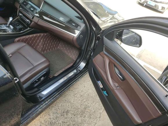 [上海·沪D] 二手宝马宝马5系2014款 525Li 豪华设计套装