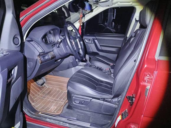 [成都·川X] 二手路虎神行者22013款 2.2T SD4 SE柴油版