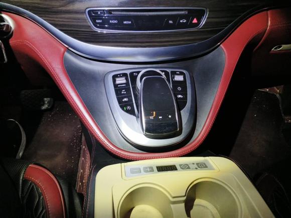 [青岛·鲁B] 二手奔驰奔驰V级2018款 V 260 领航版 国V