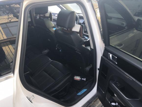 [上海·沪C] 二手众泰众泰T8002018款 2.0T 自动尊贵智联型 7座