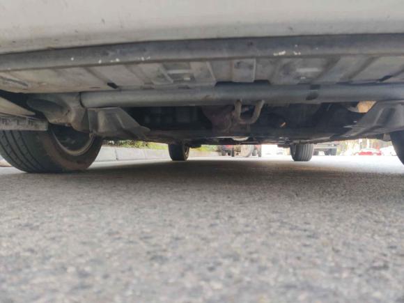 [成都·川L] 二手长安悦翔V72015款 1.6L 手动乐享型 国IV