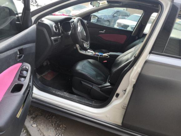 [无锡·苏B] 二手启辰启辰T702015款 2.0L CVT睿趣版