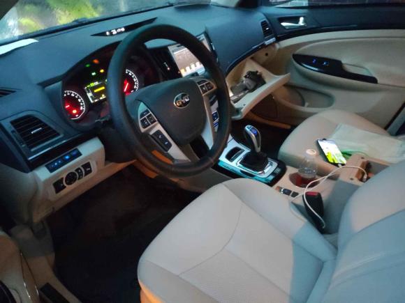 [青岛·鲁B] 二手比亚迪比亚迪e52018款 450 智联尊享型