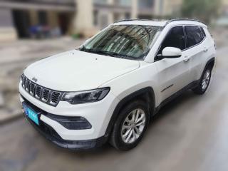 Jeep指南者2021款 220T 自动领先版