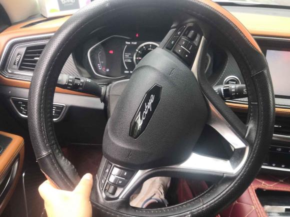 [成都·川M] 二手众泰众泰T3002017款 1.5T CVT尊贵型