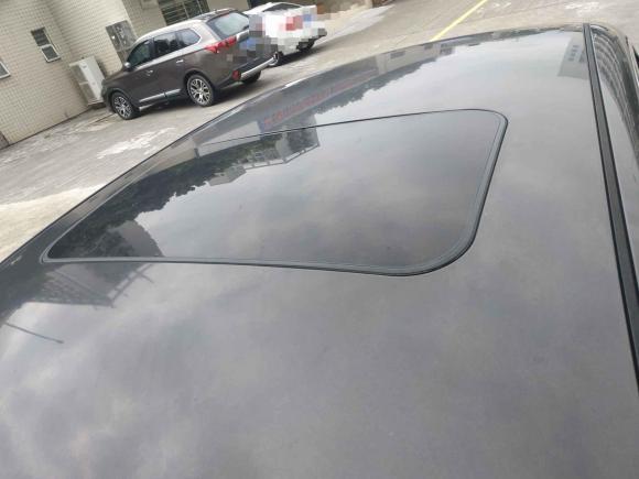 [深圳·粤B] 二手斯柯达昊锐2009款 1.8TSI 自动优雅版