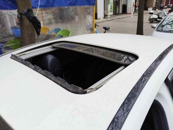 [成都·川A] 二手奔驰奔驰C级2016款 C 180 L 运动型