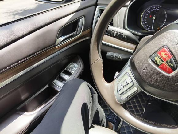 [上海·沪C] 二手荣威荣威RX82019款 30T 智联网四驱超群旗舰版