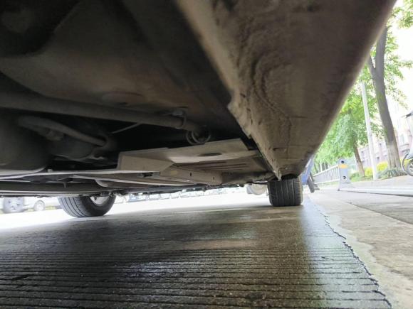 [成都·川G] 二手标致标致3082014款 乐享版 经典 1.6L 手动优尚型