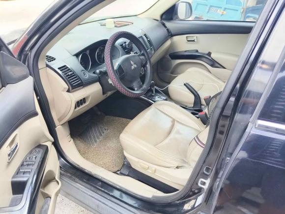 [温州·浙C] 二手三菱欧蓝德2010款 劲界 2.4 时尚版