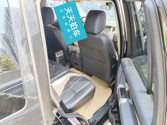 [青岛·鲁B] 二手路虎发现2015款 3.0 SDV6 HSE 柴油版