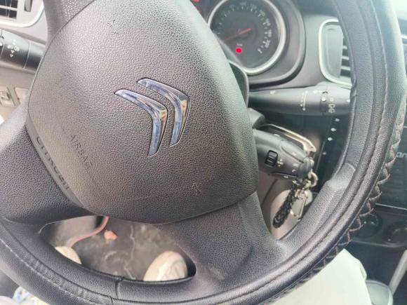 [杭州·皖A] 二手雪铁龙雪铁龙C3-XR2017款 1.6L 自动时尚型