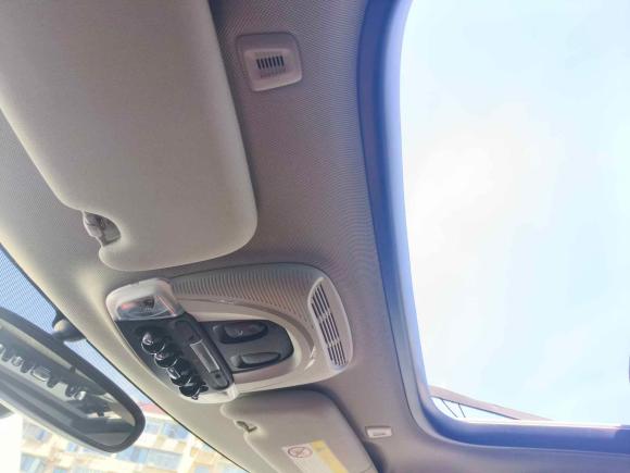 [上海·苏U] 二手MINIMINI2022款 1.5T COOPER 艺术家 五门版