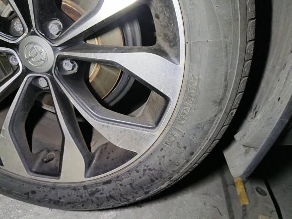 [成都·川A] 二手中华中华V62018款 1.5T 自动旗舰型