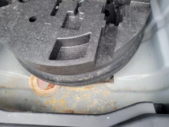 [济南·鲁A] 二手荣威荣威3602015款 1.5L 自动豪华版