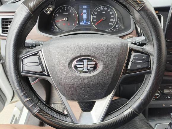 [无锡·苏B] 二手一汽森雅R72017款 1.6L 自动智能型