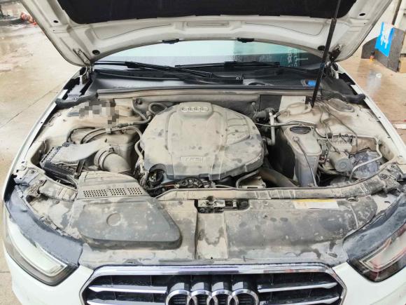 [义乌·浙G] 二手奥迪奥迪A4L2016款 35 TFSI 典藏版 自动标准型