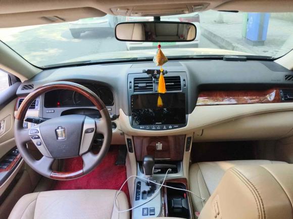 [成都·川G] 二手丰田皇冠2012款 2.5L Royal 真皮版