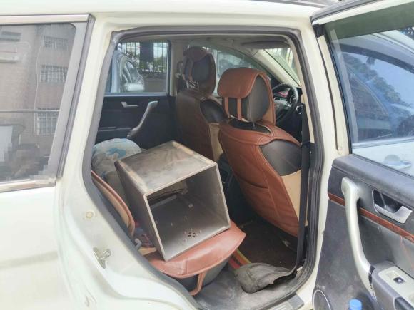 [深圳·赣C] 二手哈弗哈弗H62015款 改款 运动版 1.5T 手动两驱精英型