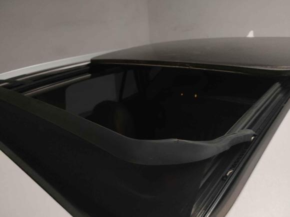 [无锡·皖J] 二手海马海马S52018款 1.5T CVT旗舰型