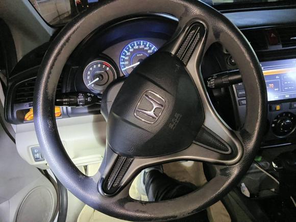 [上海·浙A] 二手本田锋范经典2014款 风尚 1.5L 自动精英版