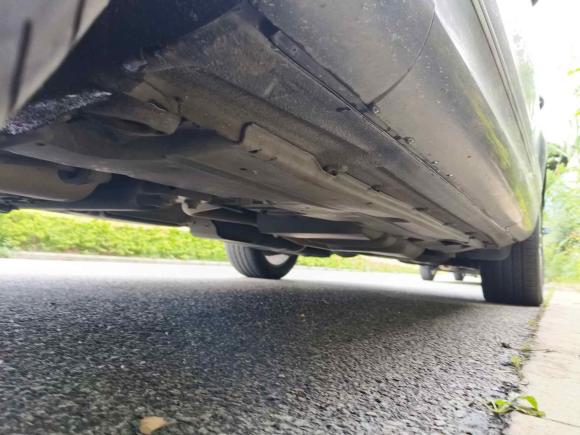 [佛山·粤E] 二手奥迪奥迪Q72010款 3.0 TDI quattro 领先型