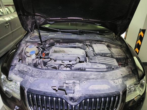 [西安·陕A] 二手斯柯达昊锐2009款 1.8TSI 自动贵雅版