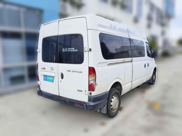 [苏州·沪B] 二手上汽大通MAXUS新途V802015款 2.5T AMT傲运通版长轴中顶
