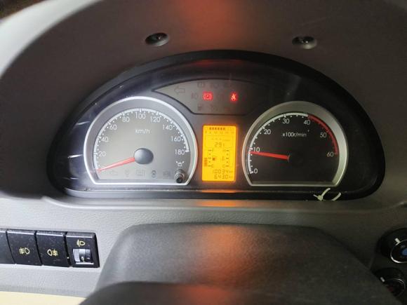 [芜湖·皖B] 二手东风御风御风2018款 2.5T物流车A100短轴中顶5-9座国V ZD25