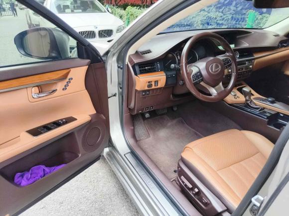 [武汉·鄂A] 二手雷克萨斯雷克萨斯ES2015款 300h 豪华版