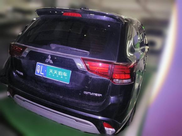 [深圳·粤L] 二手三菱欧蓝德2021款 2.0L 两驱畅享版 5座