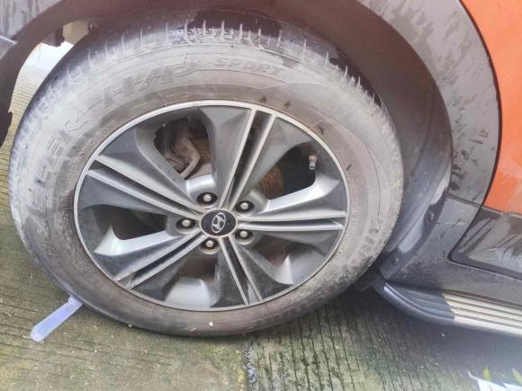 [深圳·粤B] 二手现代北京现代ix252015款 1.6L 自动两驱智能型GLS