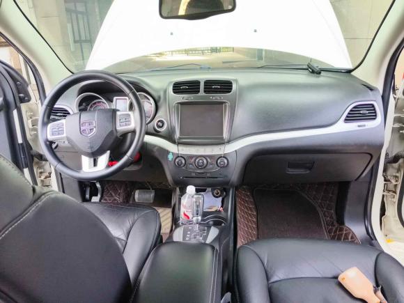 [武汉·鄂A] 二手道奇酷威2013款 2.4L 两驱尊尚版