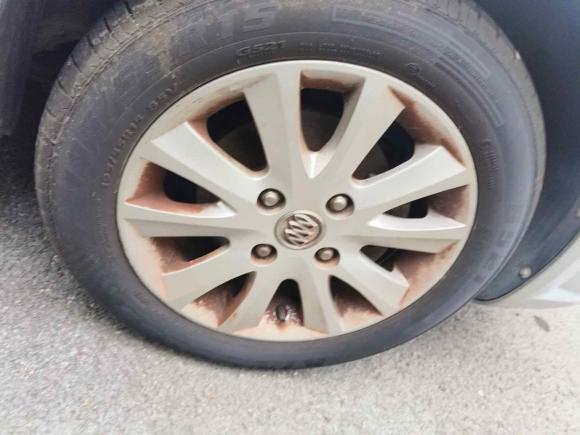 [上海·沪A] 二手别克凯越2013款 1.5L 自动尊享型