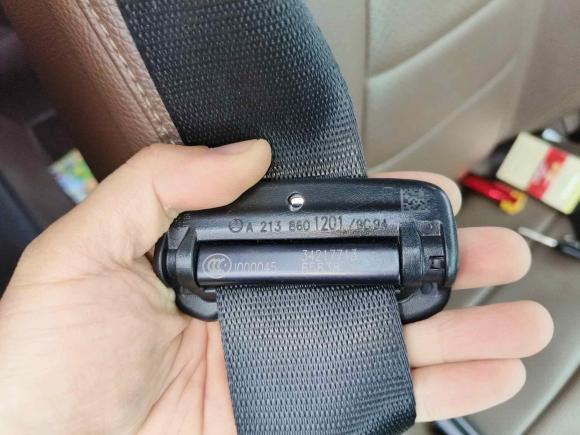 [芜湖·皖B] 二手奔驰奔驰E级2017款 E 300 L 运动时尚型