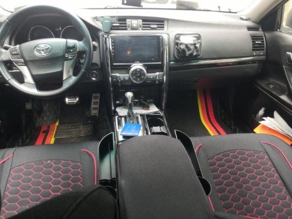 [上海·沪C] 二手丰田锐志2010款 3.0V 风尚旗舰版