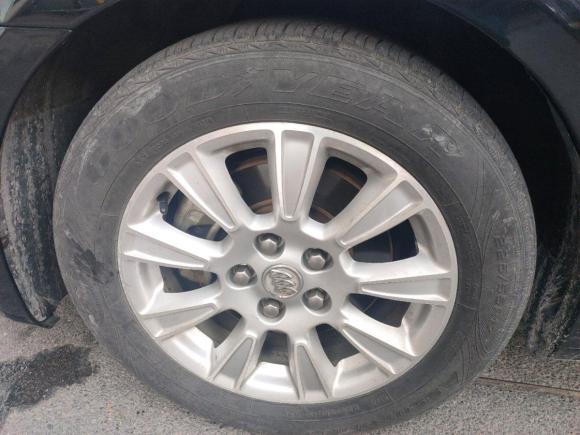 [上海·辽B] 二手别克君越2012款 2.4L SIDI豪雅版