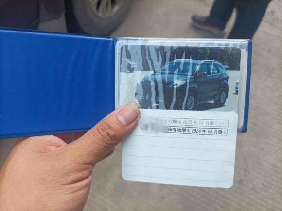 [义乌·浙G] 二手江铃驭胜S3502016款 2.0T 手动四驱汽油豪华天窗版5座