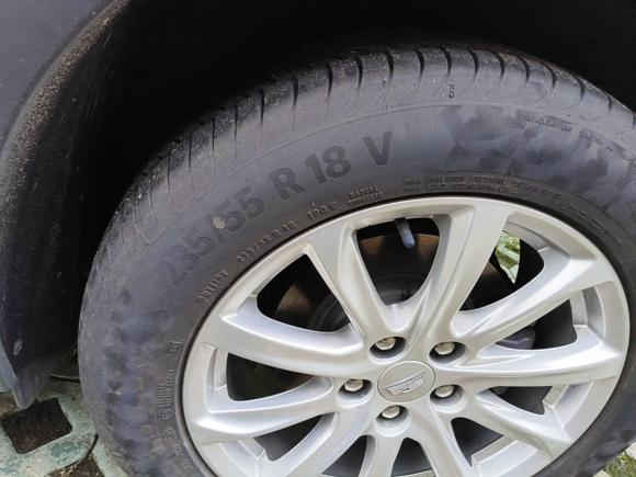 [无锡·苏B] 二手凯迪拉克凯迪拉克XT42021款 28T 两驱技术型