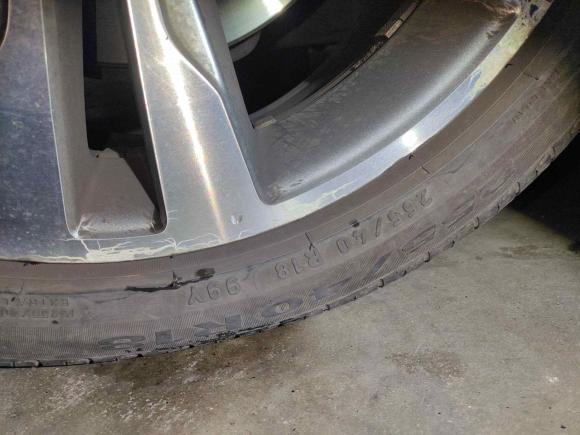 [武汉·鄂A] 二手奔驰奔驰E级2014款 改款 E 300 L 运动型