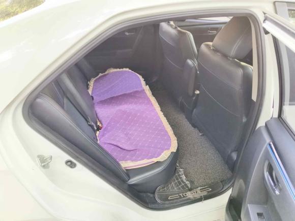 [上海·沪M] 二手丰田雷凌2018款 双擎 1.8H GS-V E-CVT尊贵版 国VI